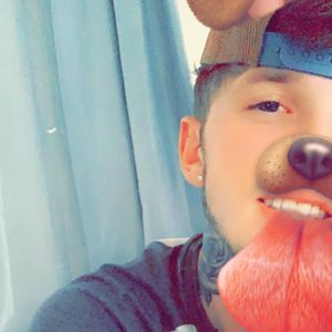 Meet your Posher, Aaron